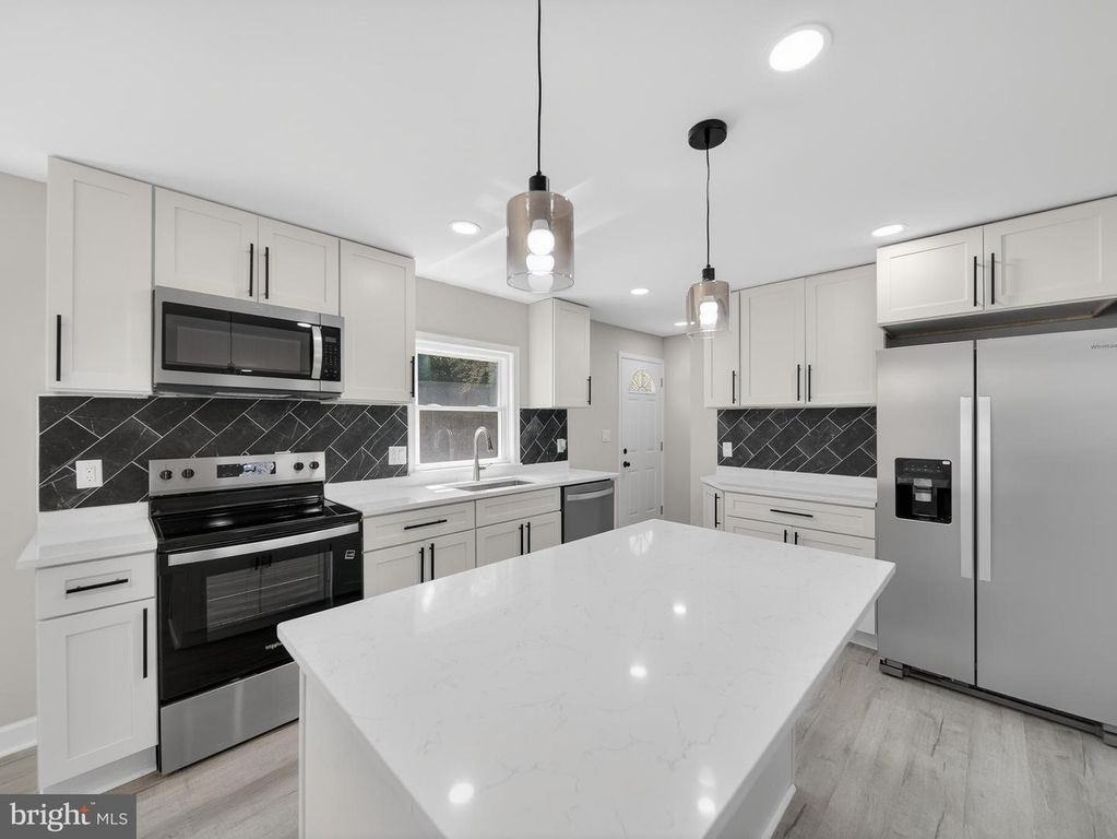 Image 10 of property listing at 4475 VIRGINIA AVE, Prince Frederick, MD 20678