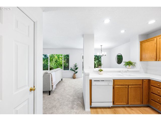 15011 Nw NIGHTSHADE Dr, Portland, OR 97229