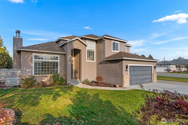 1902 Hideaway Place, Wenatchee, WA 98801