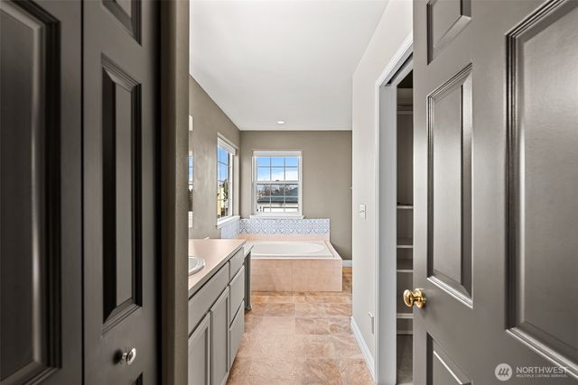 1902 Hideaway Place, Wenatchee, WA 98801