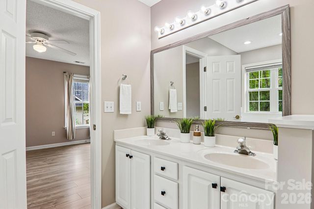 12 Wineberry Court, Fletcher, NC 28732