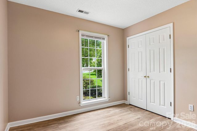 12 Wineberry Court, Fletcher, NC 28732