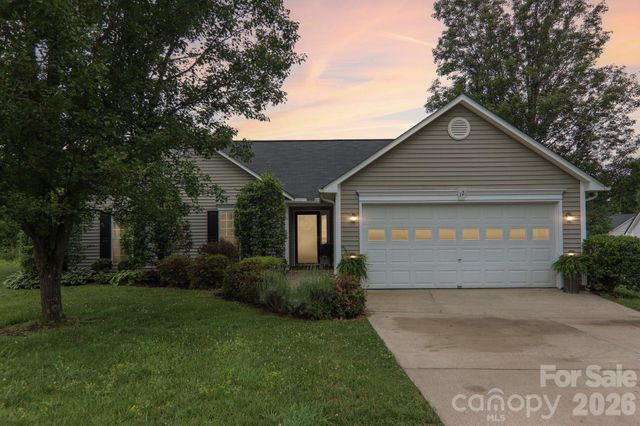 12 Wineberry Court, Fletcher, NC 28732