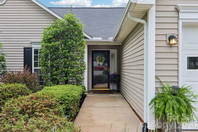 12 Wineberry Court, Fletcher, NC 28732
