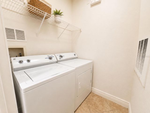 2705 VIA MURANO 111, Clearwater, FL 33764