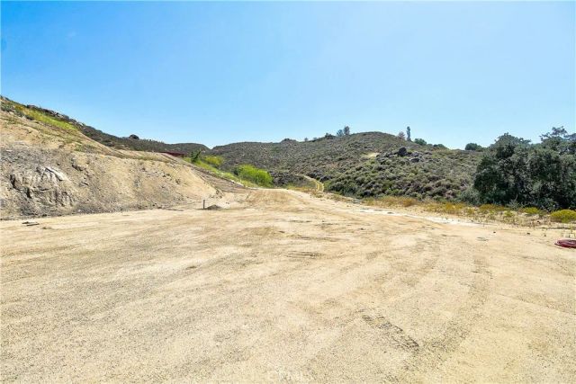 20653 Mustang, Lake Mathews, CA 92570