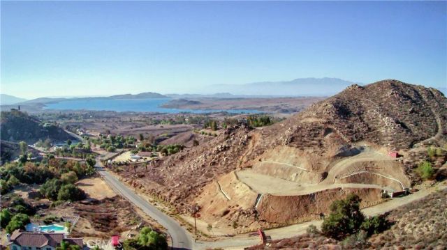 20653 Mustang, Lake Mathews, CA 92570