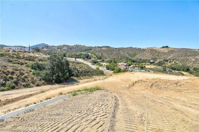 20653 Mustang, Lake Mathews, CA 92570