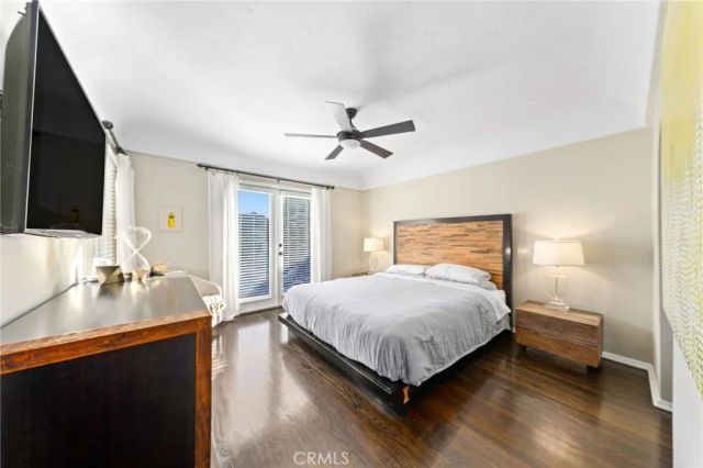6160 San Vicente Boulevard, Los Angeles, CA 90048
