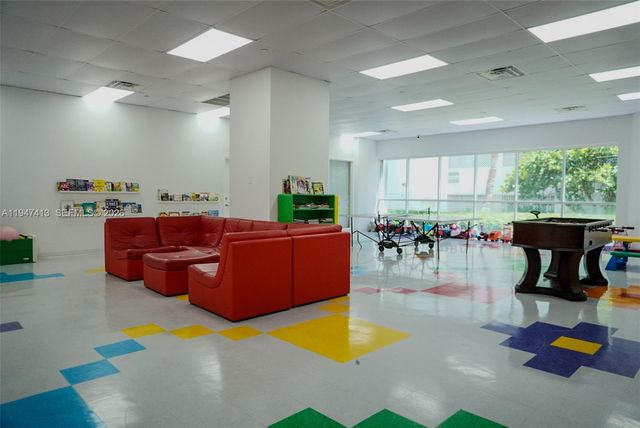 16485 Collins Ave 338, Sunny Isles Beach, FL 33160