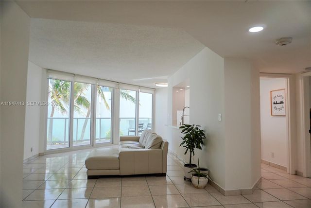 16485 Collins Ave 338, Sunny Isles Beach, FL 33160