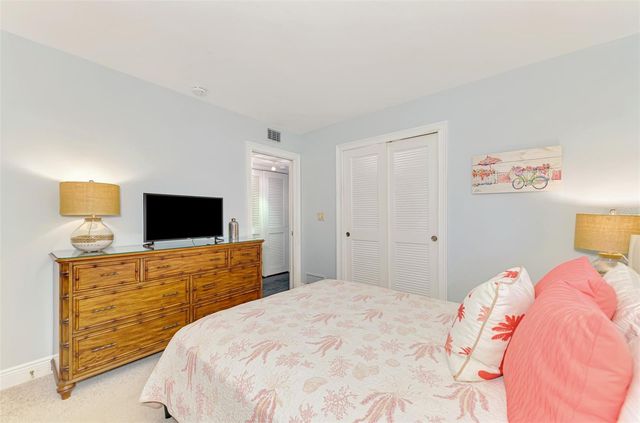 333 THE ESPLANADE N 305, Venice, FL 34285