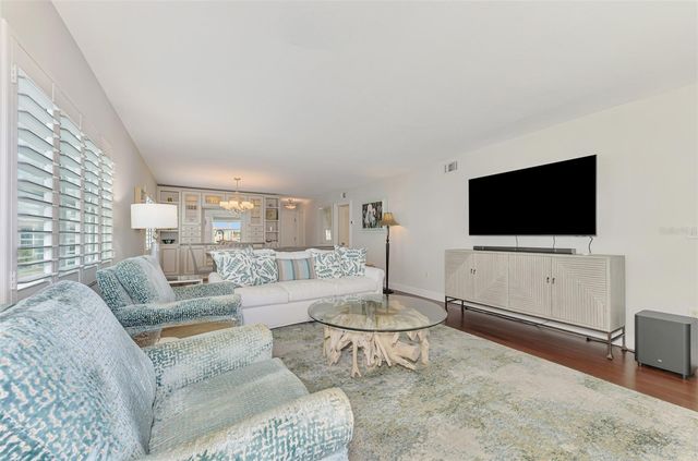 333 THE ESPLANADE N 305, Venice, FL 34285