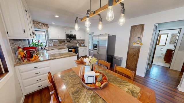 153 Central Avenue S, Richmond, MN 56368