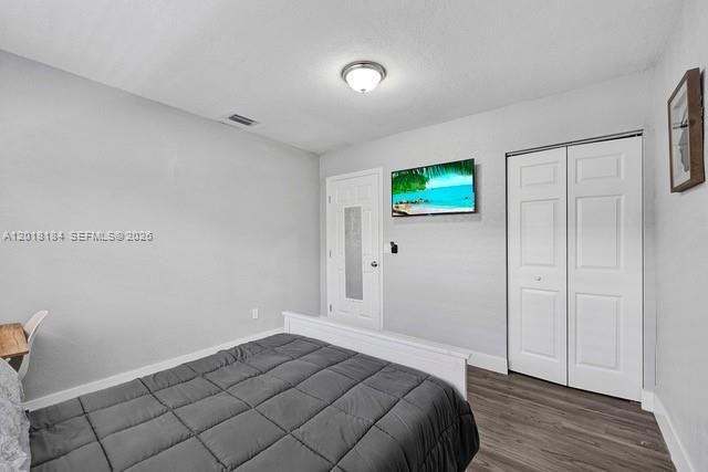 1324 NE 151st St 1324, North Miami Beach, FL 33162