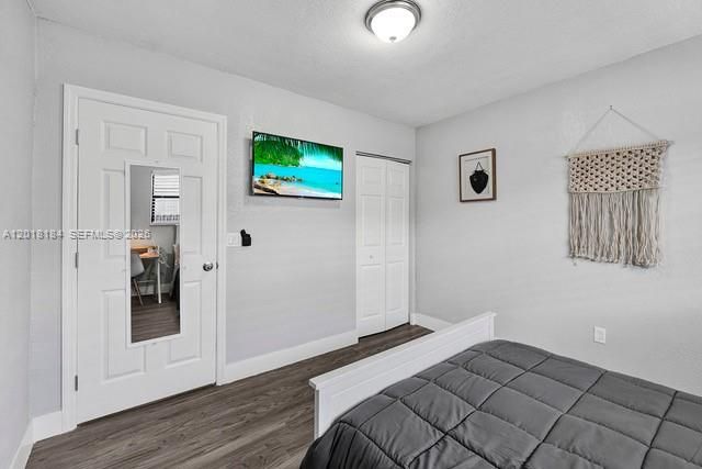 1324 NE 151st St 1324, North Miami Beach, FL 33162