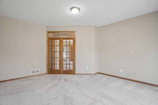 8781 Royal Court NW, Anoka, MN 55303
