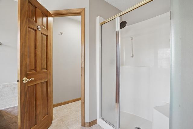 8781 Royal Court NW, Anoka, MN 55303