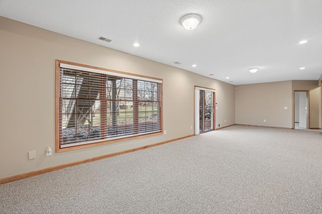 8781 Royal Court NW, Anoka, MN 55303
