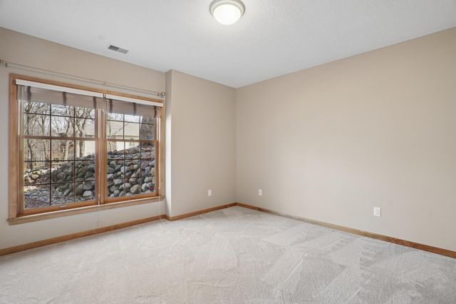 8781 Royal Court NW, Anoka, MN 55303
