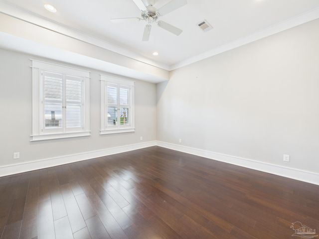 520 W Gregory St, Pensacola, FL 32502