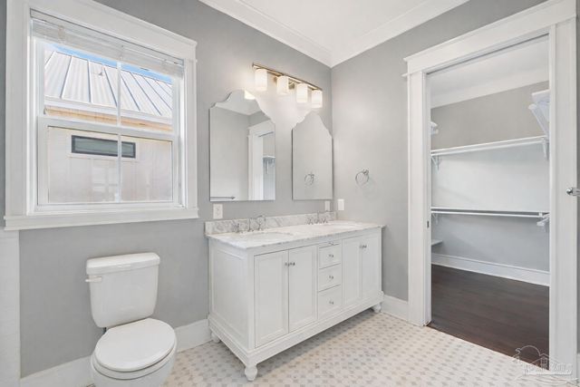 520 W Gregory St, Pensacola, FL 32502