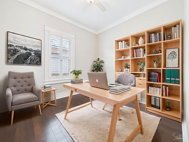 520 W Gregory St, Pensacola, FL 32502