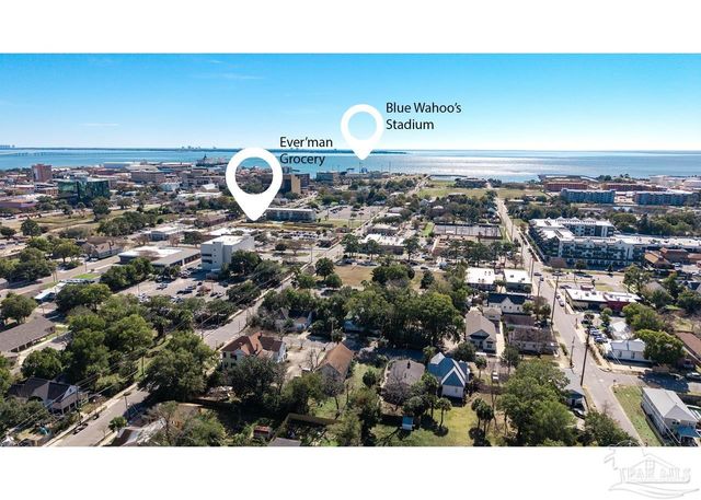 520 W Gregory St, Pensacola, FL 32502