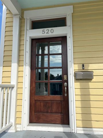 520 W Gregory St, Pensacola, FL 32502