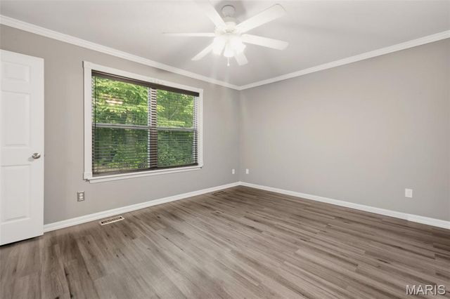 29 Great Owls Way, Winfield, MO 63389