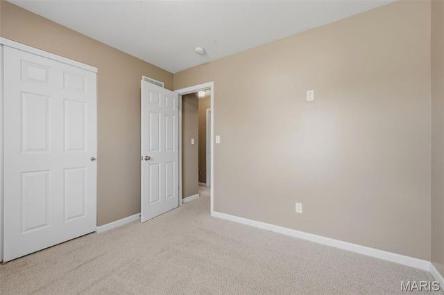 29 Great Owls Way, Winfield, MO 63389