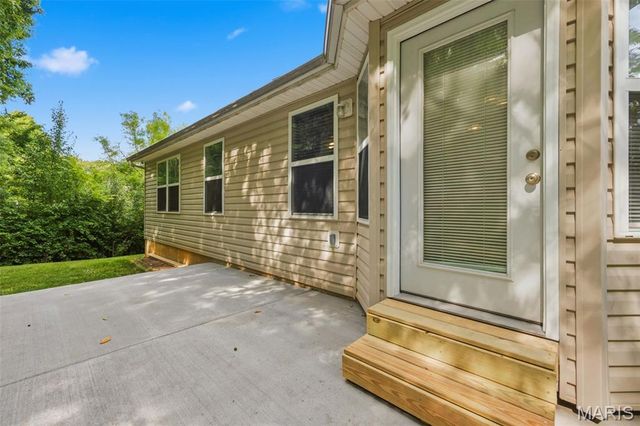 29 Great Owls Way, Winfield, MO 63389