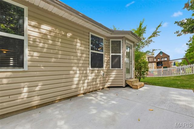 29 Great Owls Way, Winfield, MO 63389