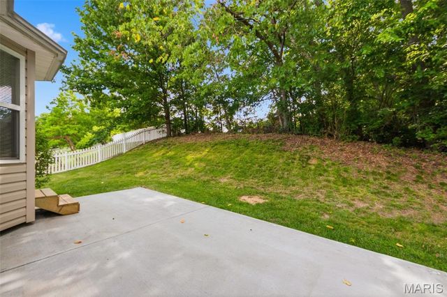 29 Great Owls Way, Winfield, MO 63389