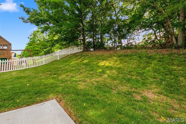 29 Great Owls Way, Winfield, MO 63389