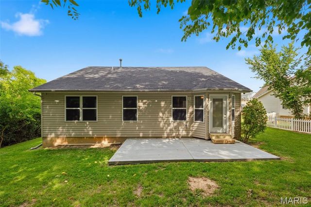 29 Great Owls Way, Winfield, MO 63389