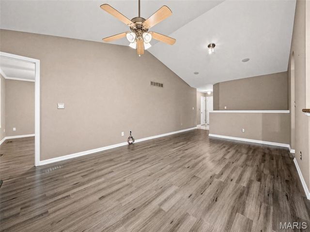 29 Great Owls Way, Winfield, MO 63389