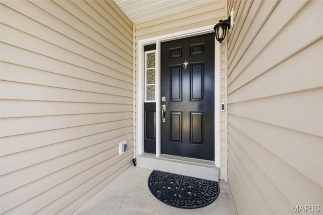 29 Great Owls Way, Winfield, MO 63389