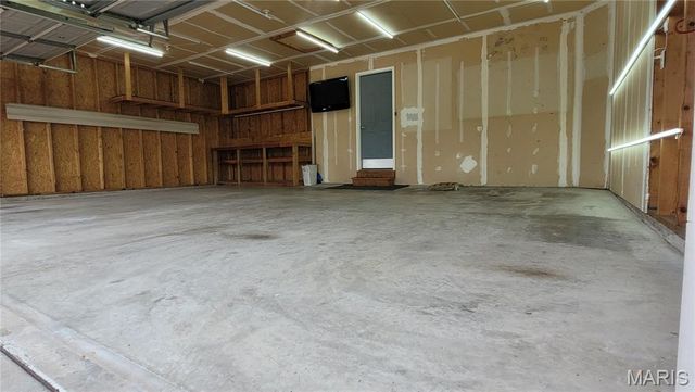 29 Great Owls Way, Winfield, MO 63389