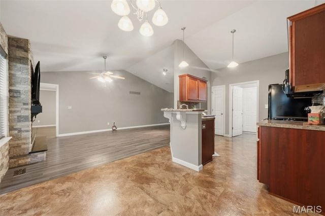 29 Great Owls Way, Winfield, MO 63389