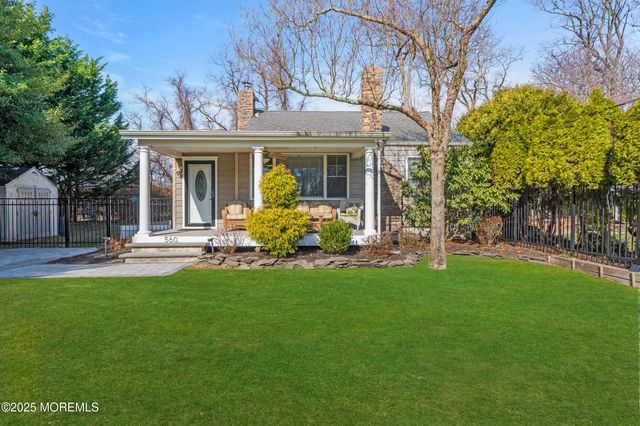 560 W Lincoln Avenue, Oakhurst, NJ 07755