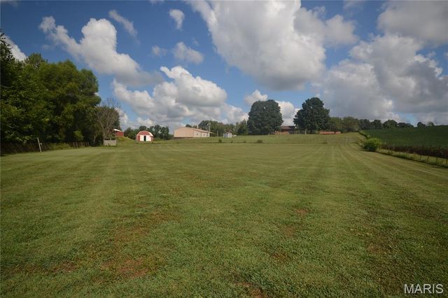 2606 Imbs Station Rd Road, Millstadt, IL 62260