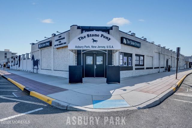 100 Cookman Avenue, Ocean Grove, NJ 07756