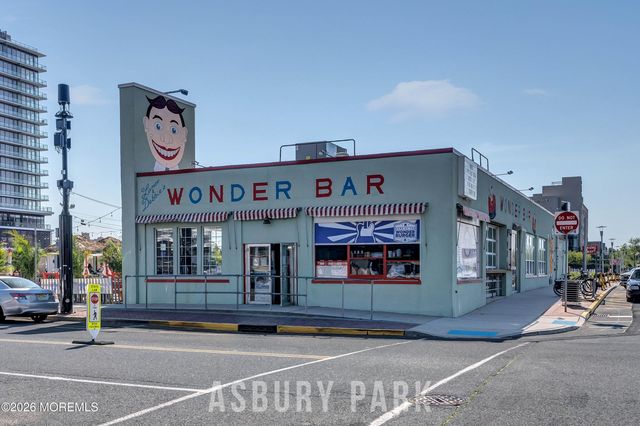 100 Cookman Avenue, Ocean Grove, NJ 07756