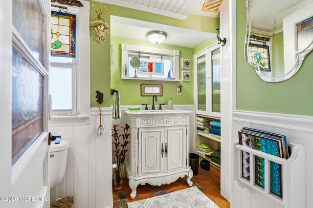 100 Cookman Avenue, Ocean Grove, NJ 07756