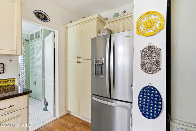 100 Cookman Avenue, Ocean Grove, NJ 07756