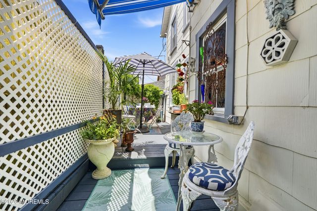 100 Cookman Avenue, Ocean Grove, NJ 07756