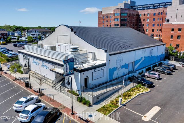 100 Cookman Avenue, Ocean Grove, NJ 07756