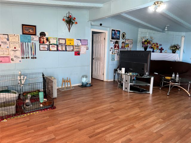 9533 Parkview Drive, Fort Worth, TX 76134