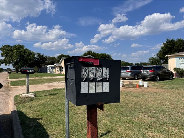 9533 Parkview Drive, Fort Worth, TX 76134
